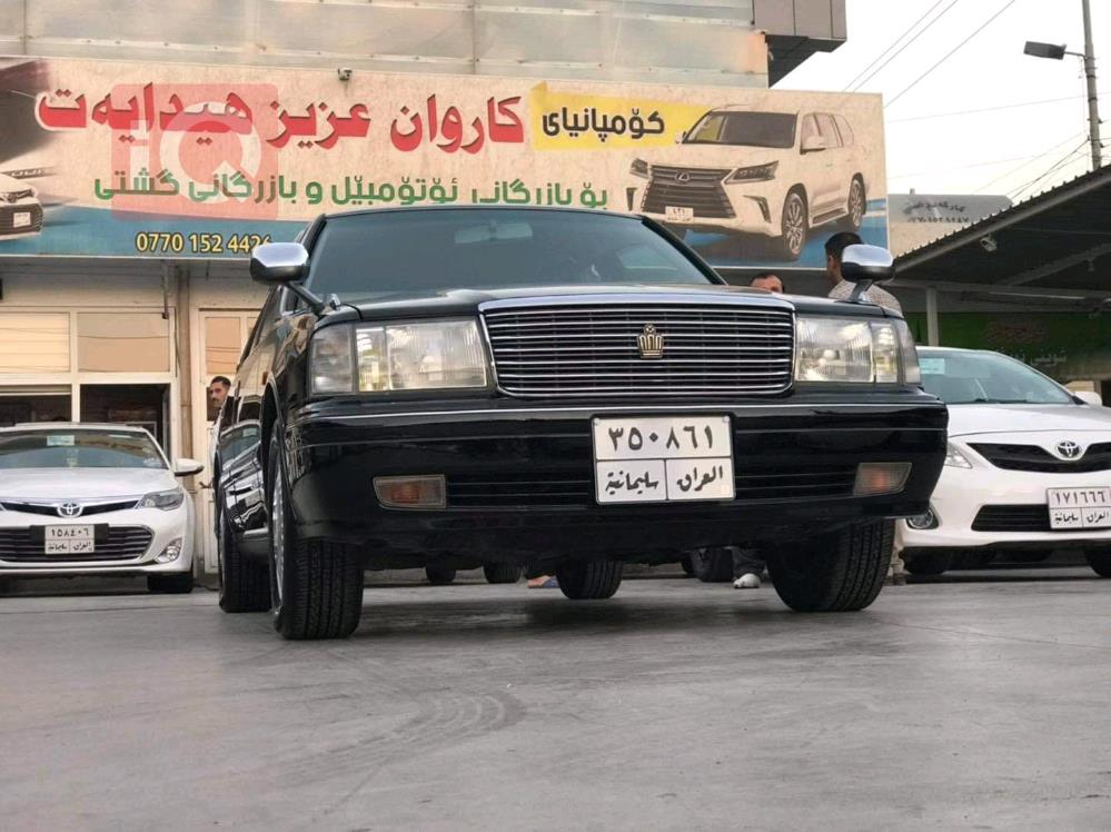 تۆیۆتا کراون